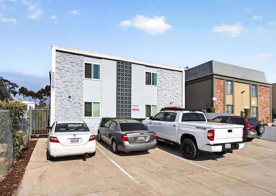 1st image of 3837 39th St