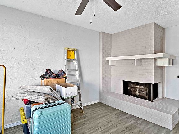 5th image of 4904 Rollingwood Ct