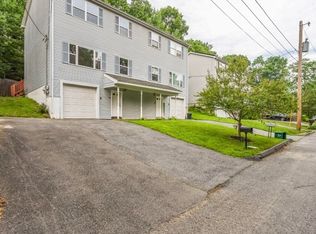 14 Orono St, Worcester, MA 01606