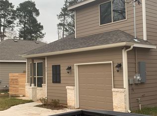 905 Chickasaw Dr, Montgomery, TX 77316