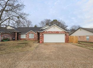 1808 Main Dr #A, Springdale, AR 72762