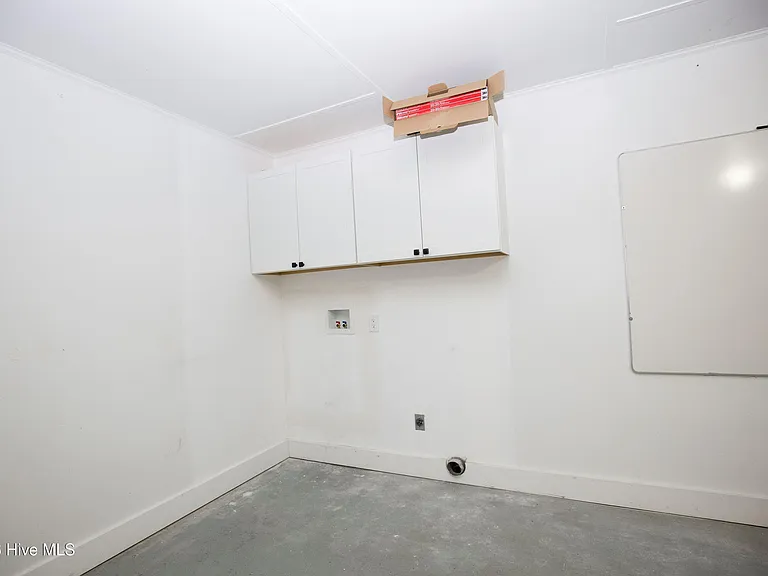201 Sarason Pl — Photo 41