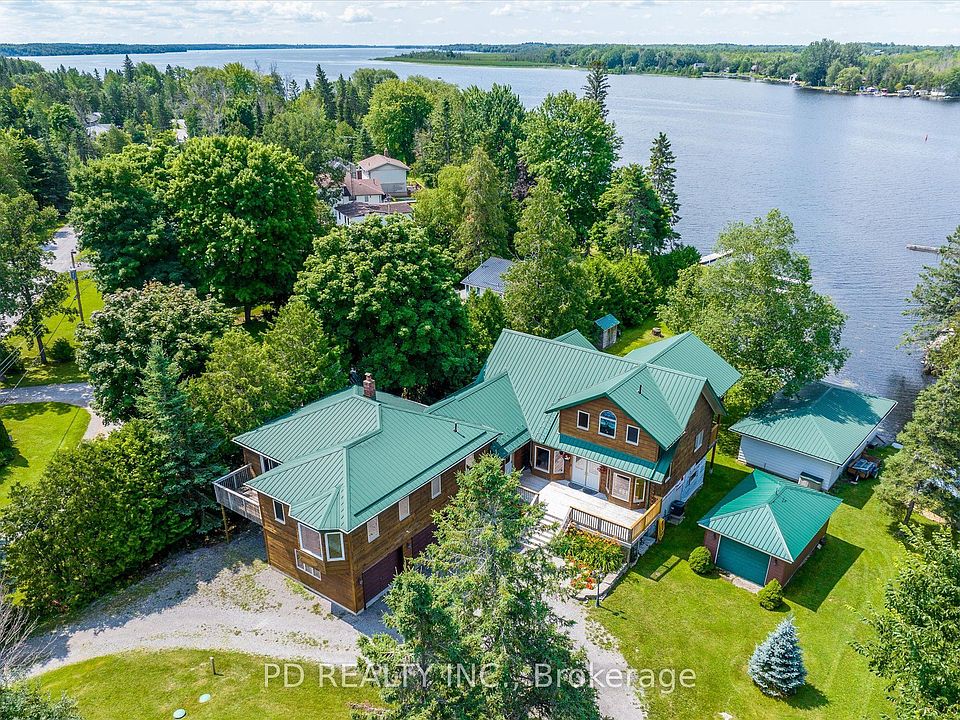1st image of 48 Sturgeon Glen Rd