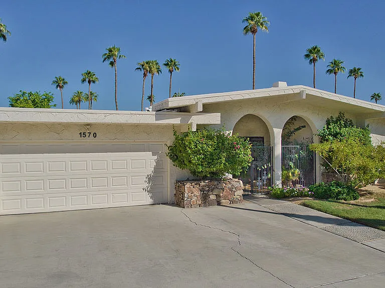 1570 S La Verne Way — Photo 22
