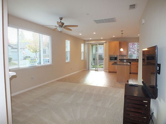 3rd image of 3378 Eskaton Dr