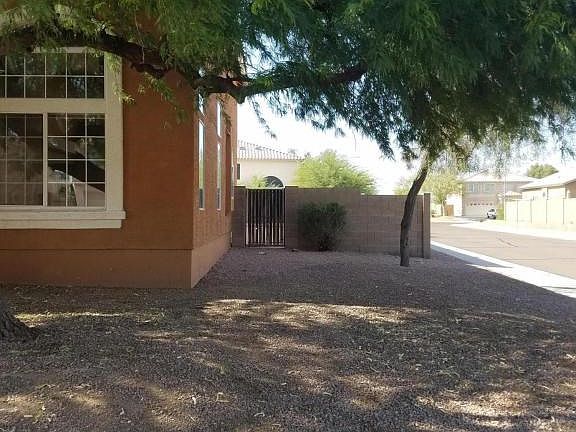 Corner lot