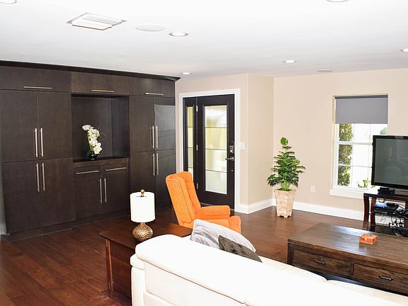 2nd image of 2606 Tierra Cir