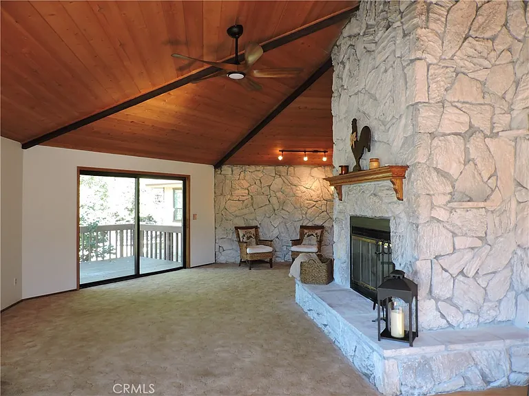 26931 Columbia Way — Photo 23