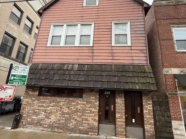 1015 W Belmont Ave, Chicago, IL 60657