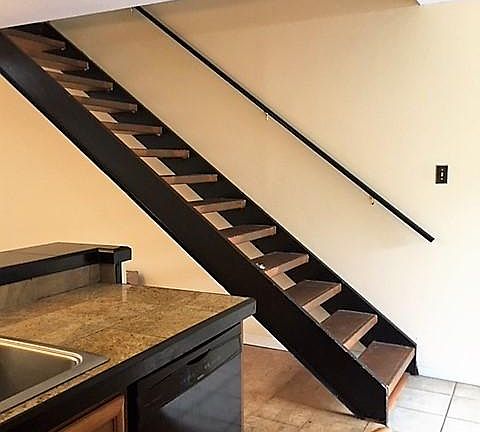 3rd image of 1201 Louisiana St APT 12