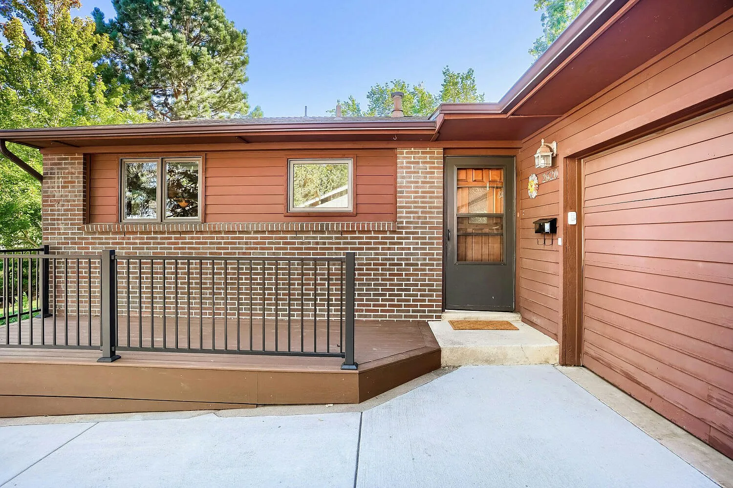 2620 Cornell Circle — Photo 3
