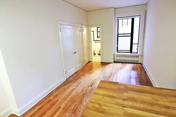 Rented by JK Dansar Corp | media 12