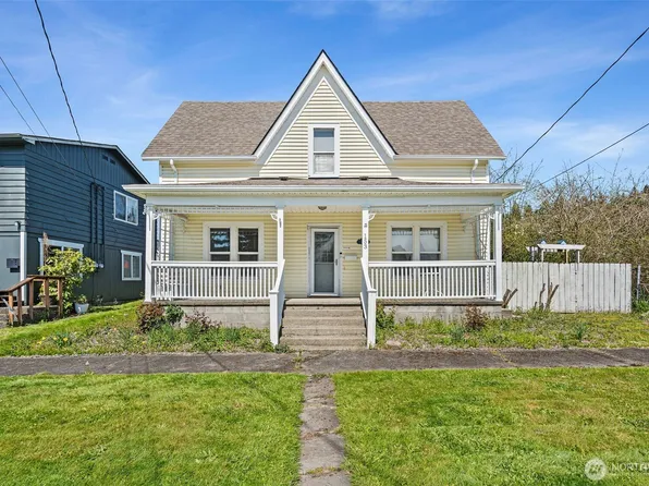 153 SW Lewis Street, Chehalis, WA 98532