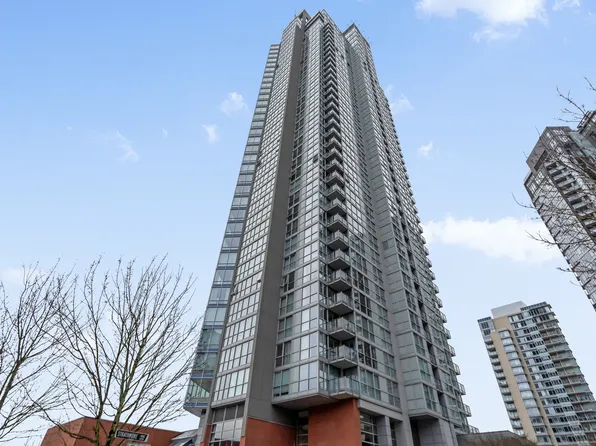 1408 Strathmore Mews #2903, Vancouver, BC V6Z 3A9