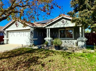 1065 Bristow St, Manteca, CA 95336