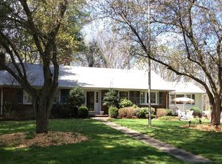 7 Colombo Ln, Wayne, NJ 07470