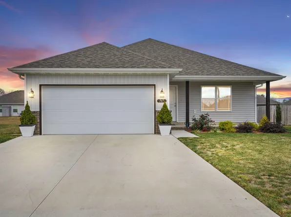 747 N Jozlynn Avenue, Republic, MO 65738