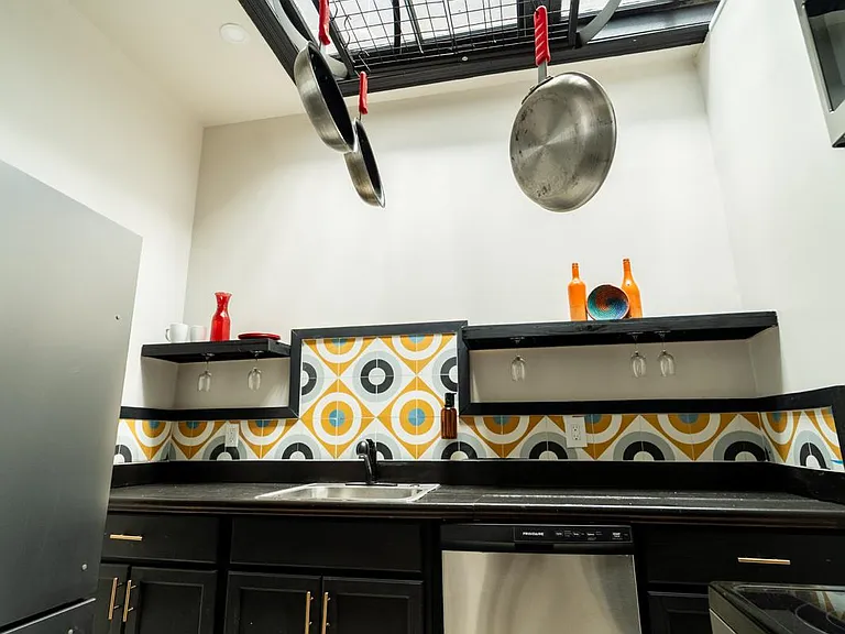 240 Washington Ave #2 — Photo 21
