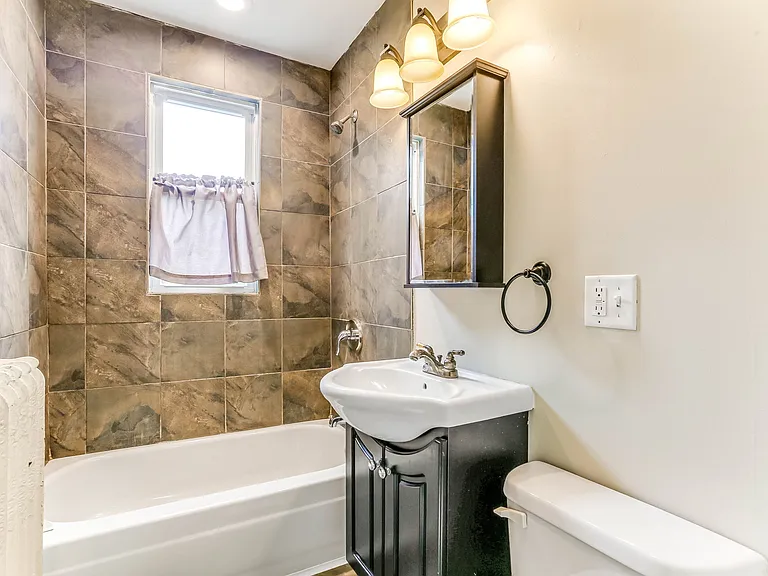 3241 Lyndale Ave S #101 — Photo 19