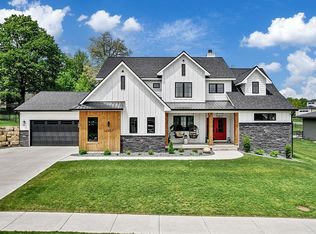 14907 Sheridan Ave, Urbandale, IA 50323