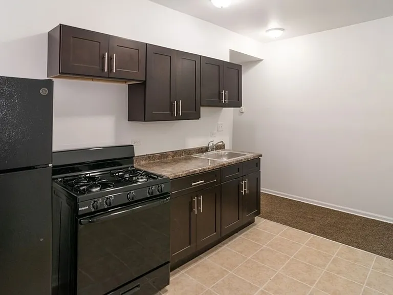 4641 W Jackson Blvd — Photo 10