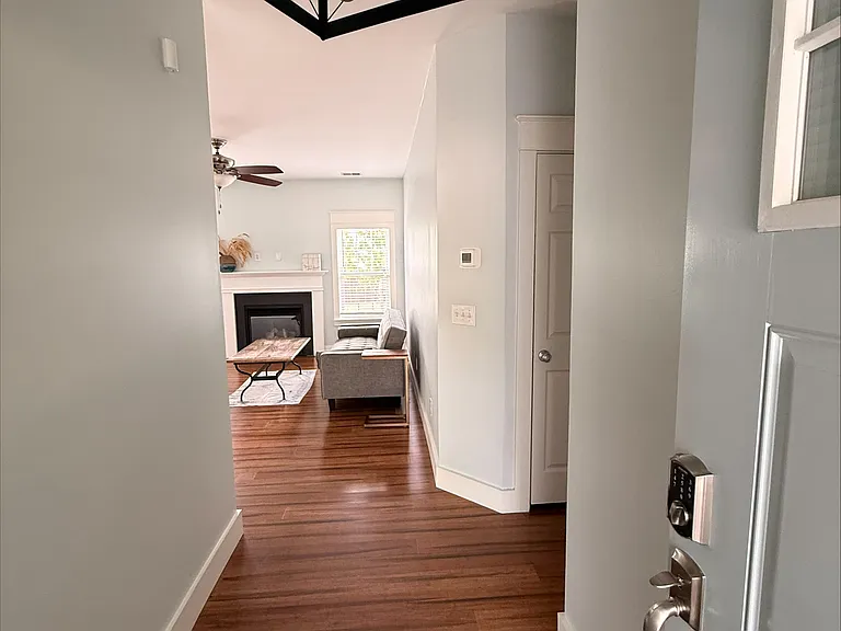 1106 Heartstone Ct — Photo 10
