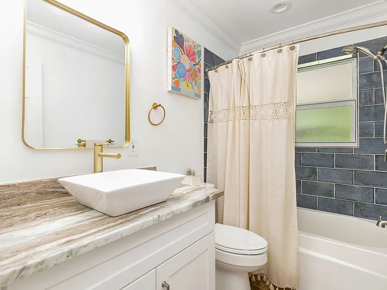 1906 N Lakeside Dr — Photo 23