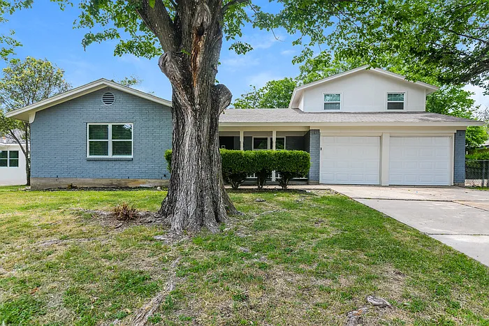 2417 Skyline Dr