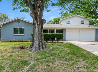 2417 Skyline Dr, Sansom Park, TX 76114