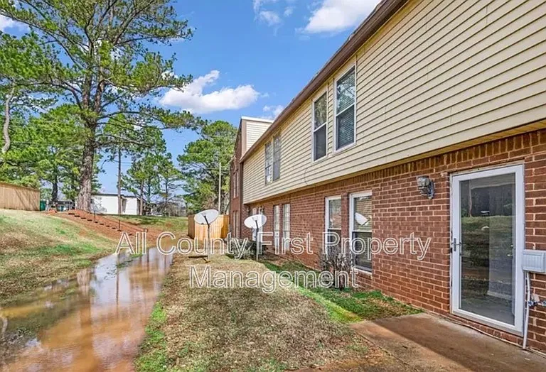 3162 Citrus Ct — Photo 8