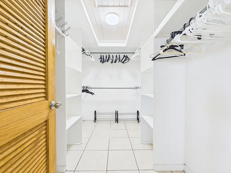 93 Boetzberg Ea St — Photo 18