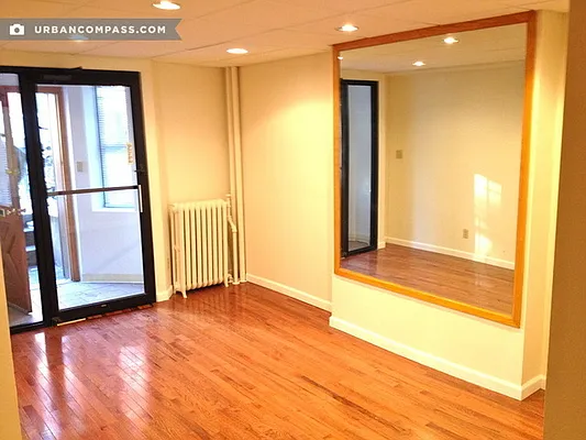 Rented by Compass | media 41