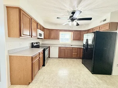 24 Rosette Ln #102 — Photo 4