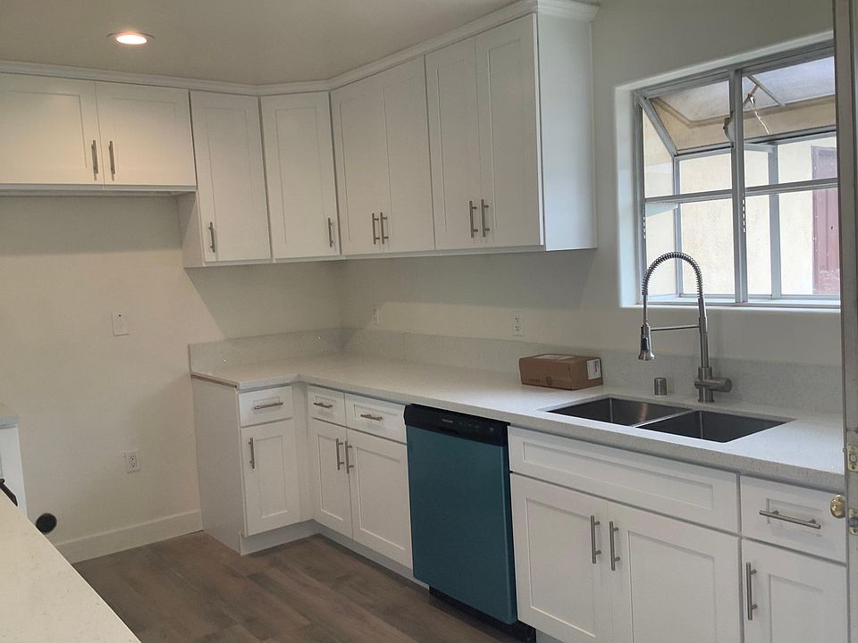 1st image of 1825 Gramercy Ave