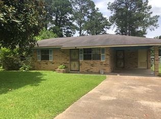 11 King Cir, Natchez, MS 39120