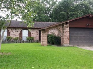 5775 Meadowview Rd, Beaumont, TX 77708