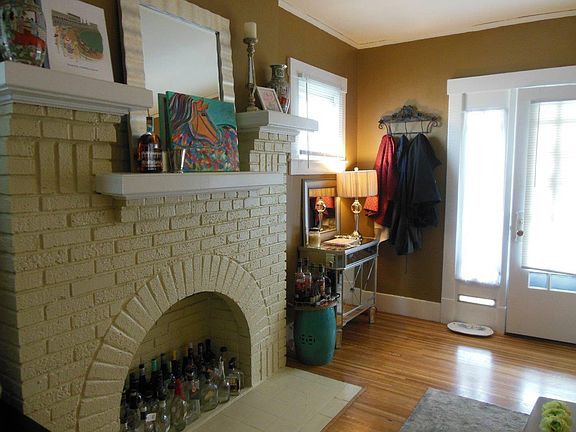 5th image of 1725 Deerwood Ave