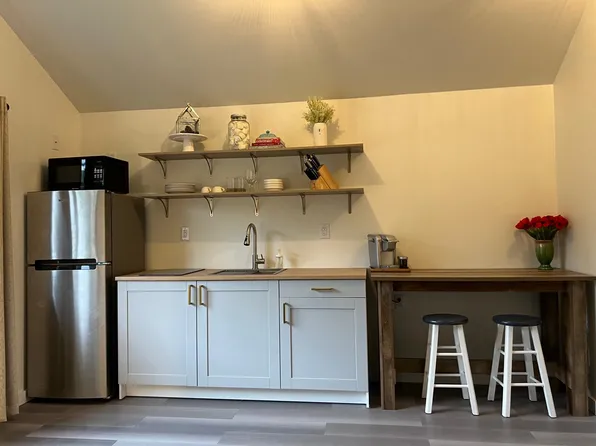 11448 Newcastle Way, Bellevue, WA 98006