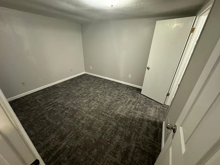 306 Overhill Pl — Photo 18