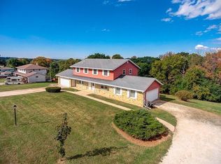 21440 Jill Ct, Brookfield, WI 53045