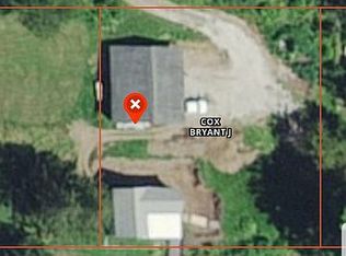 630 Center Dr, Dorchester, IA 52140
