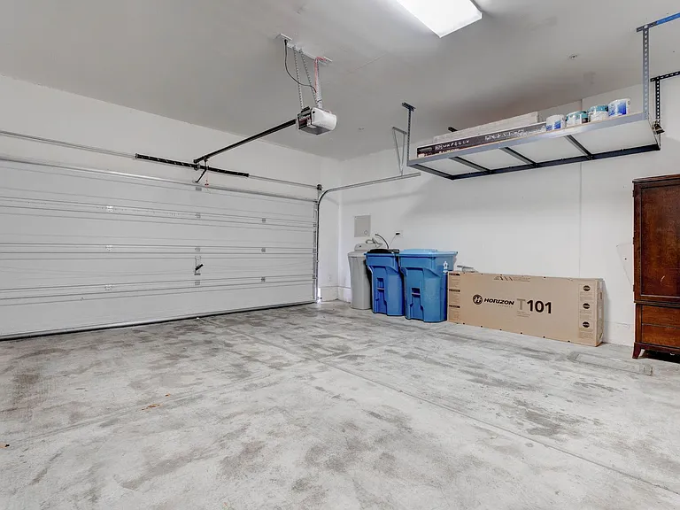 48 Jasmine Point St — Photo 17