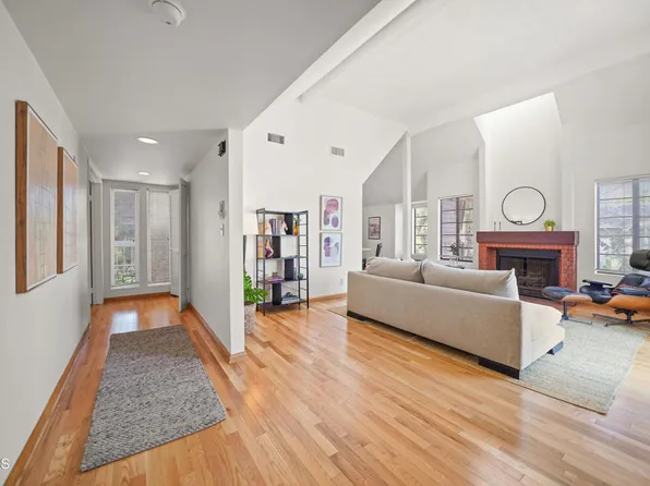 436 E Palm Ave APT 302, Burbank, CA 91501