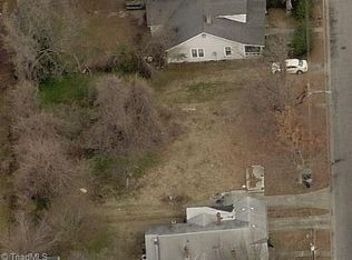 512 Amos St, High Point, NC 27260