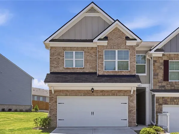 2303 Blue Monarch Dr, Buford, GA 30519