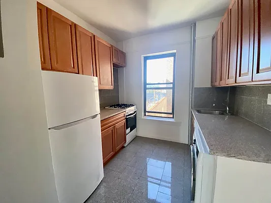 Rented by Corcoran | media 14