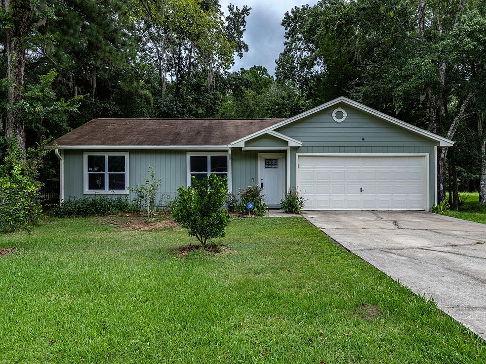 1st image of 1605 Twin Oak Dr E