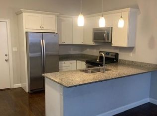 101 Merrymount Rd #302, Quincy, MA 02169