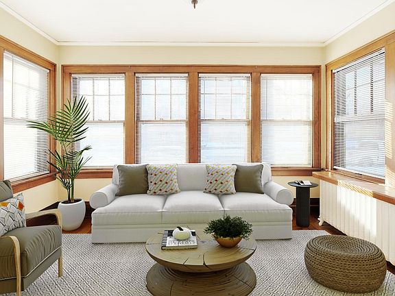 2nd image of 3121 Hennepin Ave
