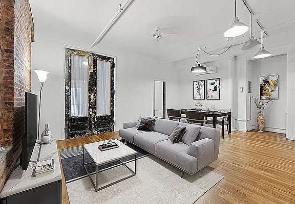 4th image of 6 W 14th St #3E
